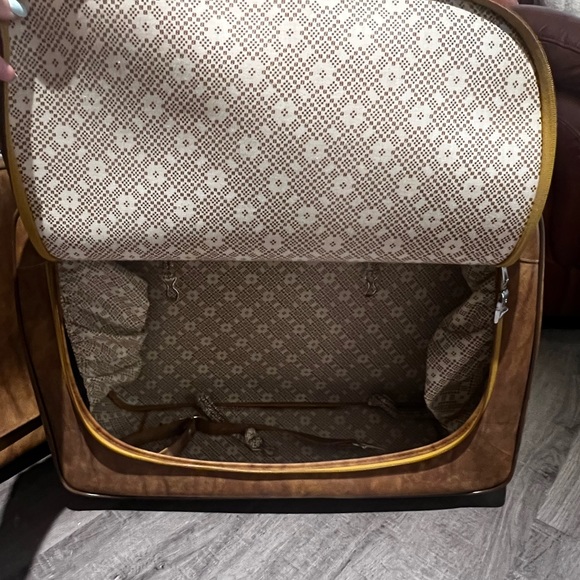 Vintage Brown Leather Jetliner suitcases with original tags! - Picture 3 of 7